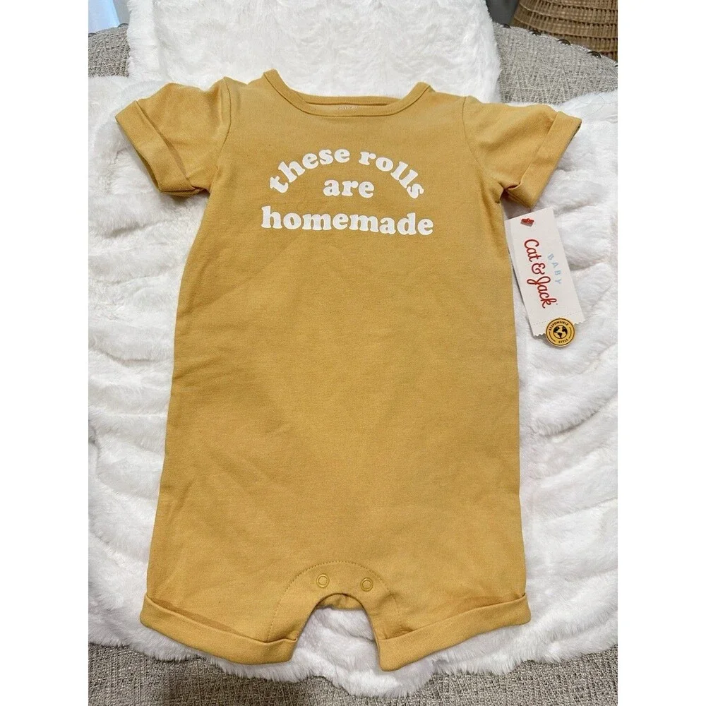 2 Oc Halloween Set 6-9 Months Carters Fleece sleeper And cat & Jack Romper